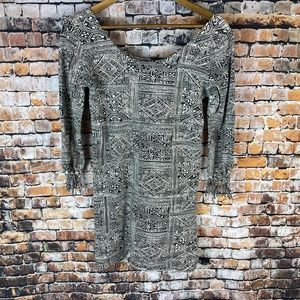 Billabong Long Sleeve Aztec B&W Dress